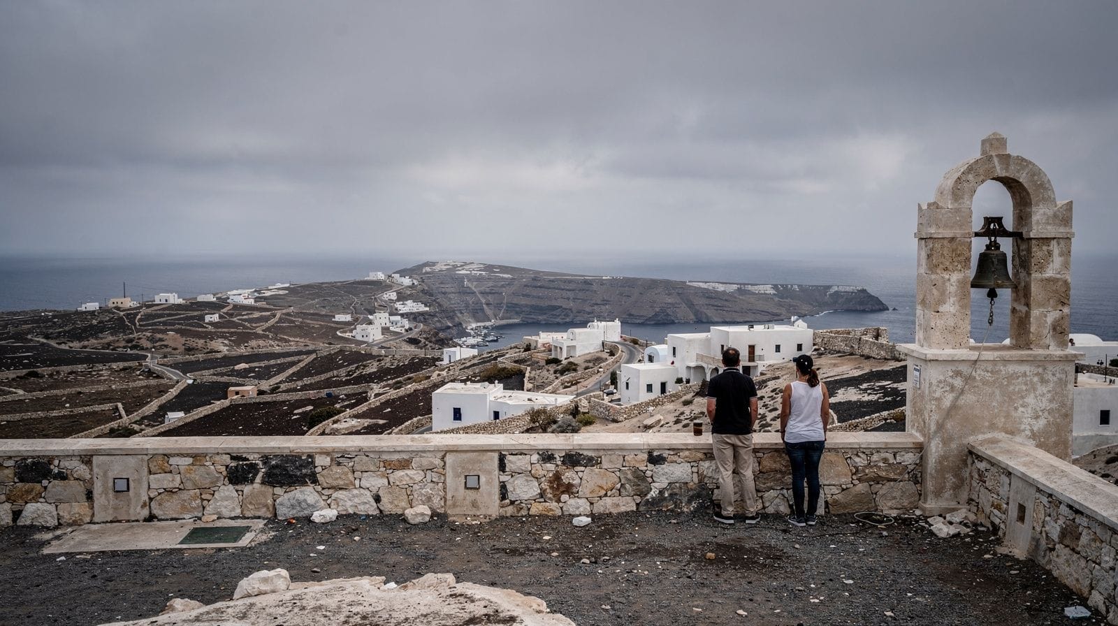 Salir de Oia antes de la multitud