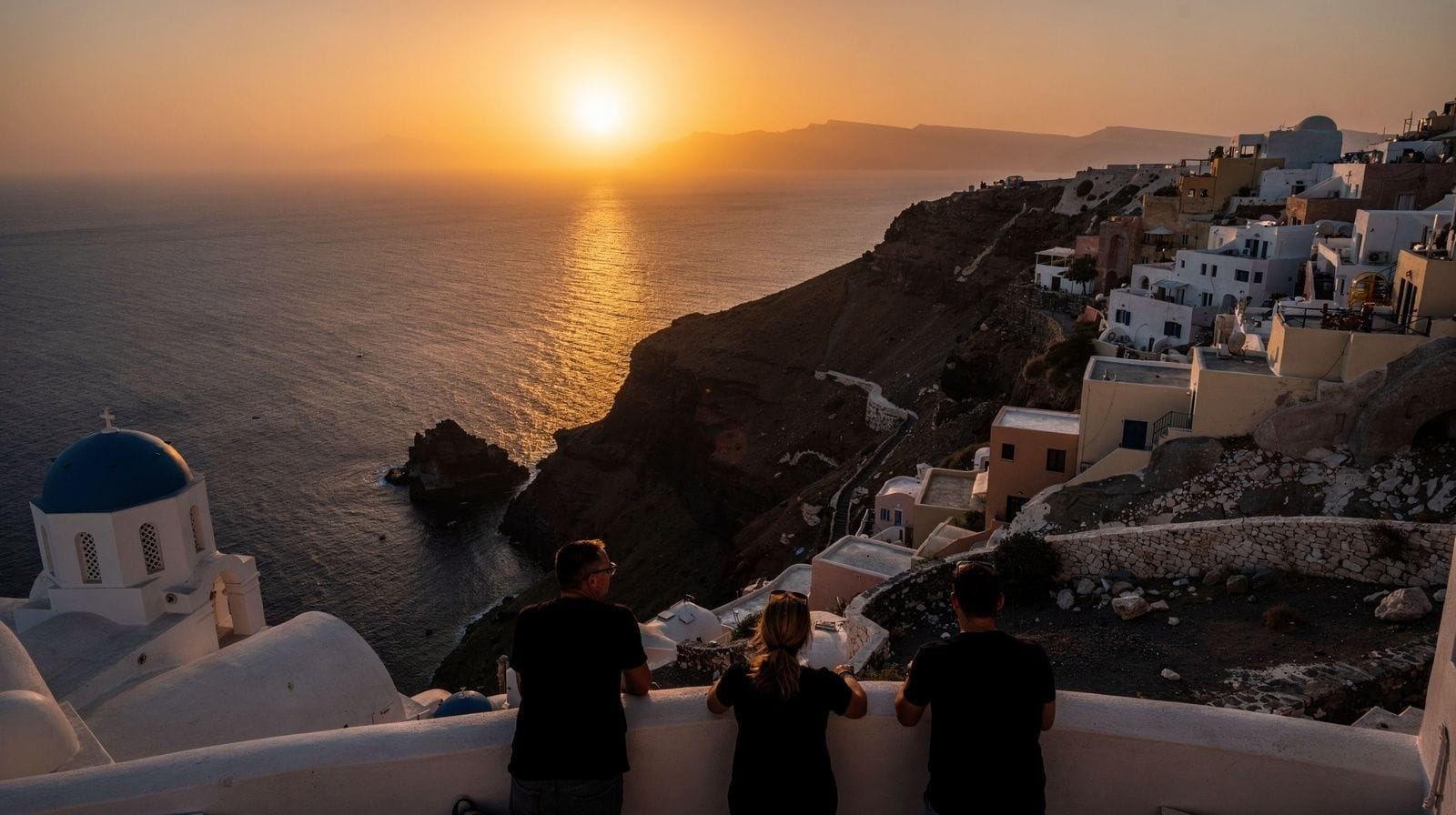 La Puesta de Sol Que Todos Se Disputan