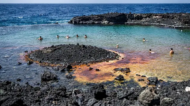 How the Santorini Caldera Was Formed