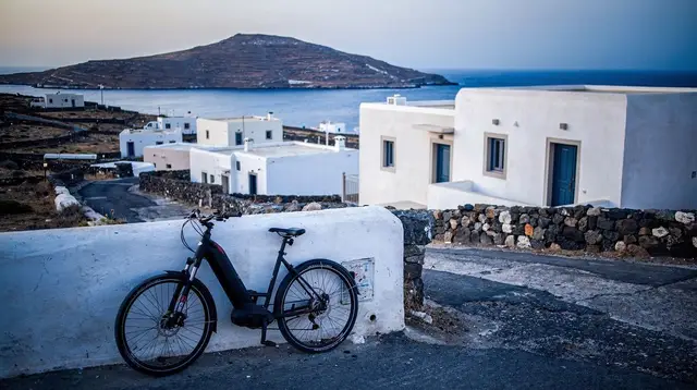 Exploring Santorini by Electric Bike