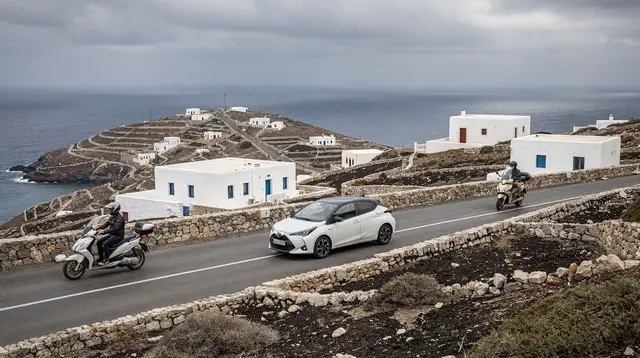 Driving in Santorini: What to Know