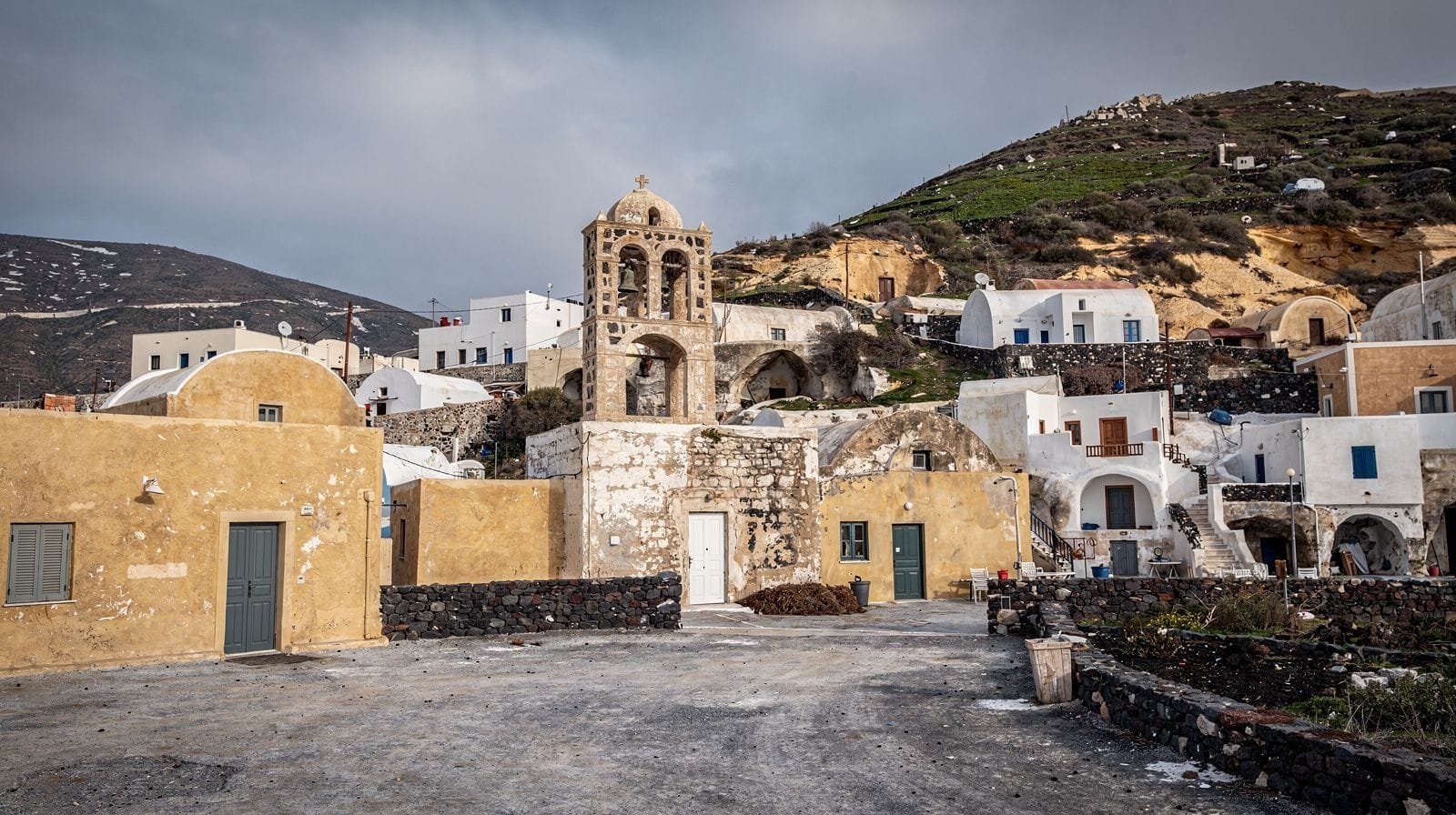 Pyrgos : le village perché avec la plus belle vue de Santorin