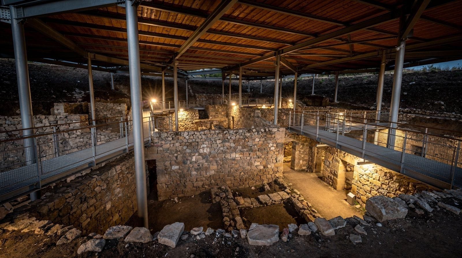 Santorin et le mythe de l'Atlantide : ce que l'histoire affirme réellement